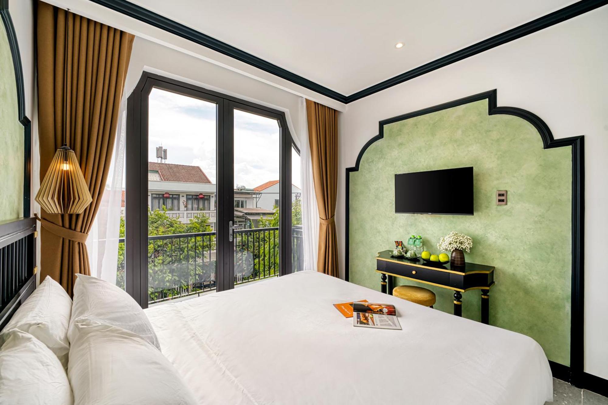 Rokas Hoi An Boutique Hotel Exterior photo